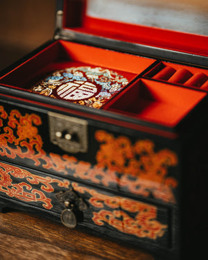 Armoire in Motifs with Frolicsome Children