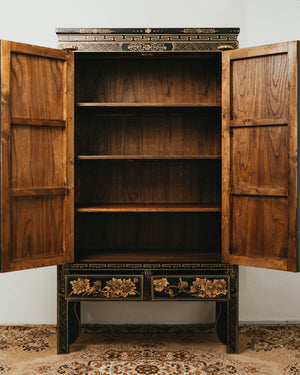 Armoire in Motifs with Frolicsome Children