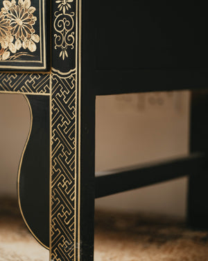Armoire in Motifs with Frolicsome Children