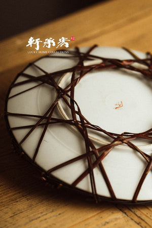 Porcelain Satsuma Plate Wrapped with Wicker