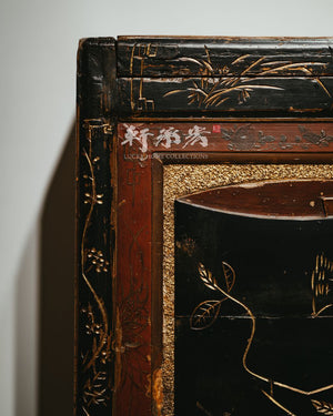 Republican era trunk table