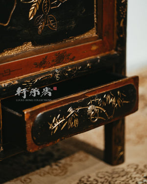 Republican era trunk table